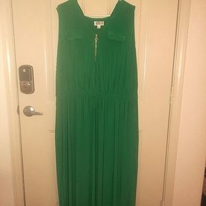 Soho Apparel LTD New York Green Dress